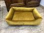Sofa rectangulaire velour moutarde grand format